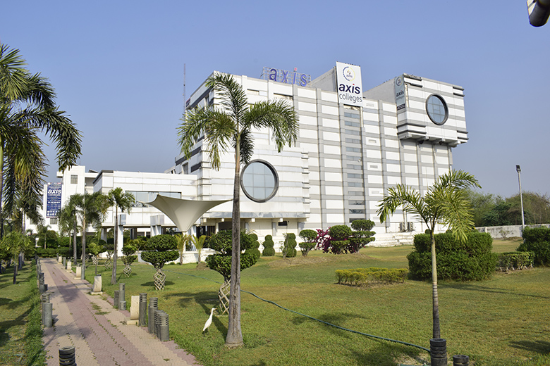 axis-college2.jpg